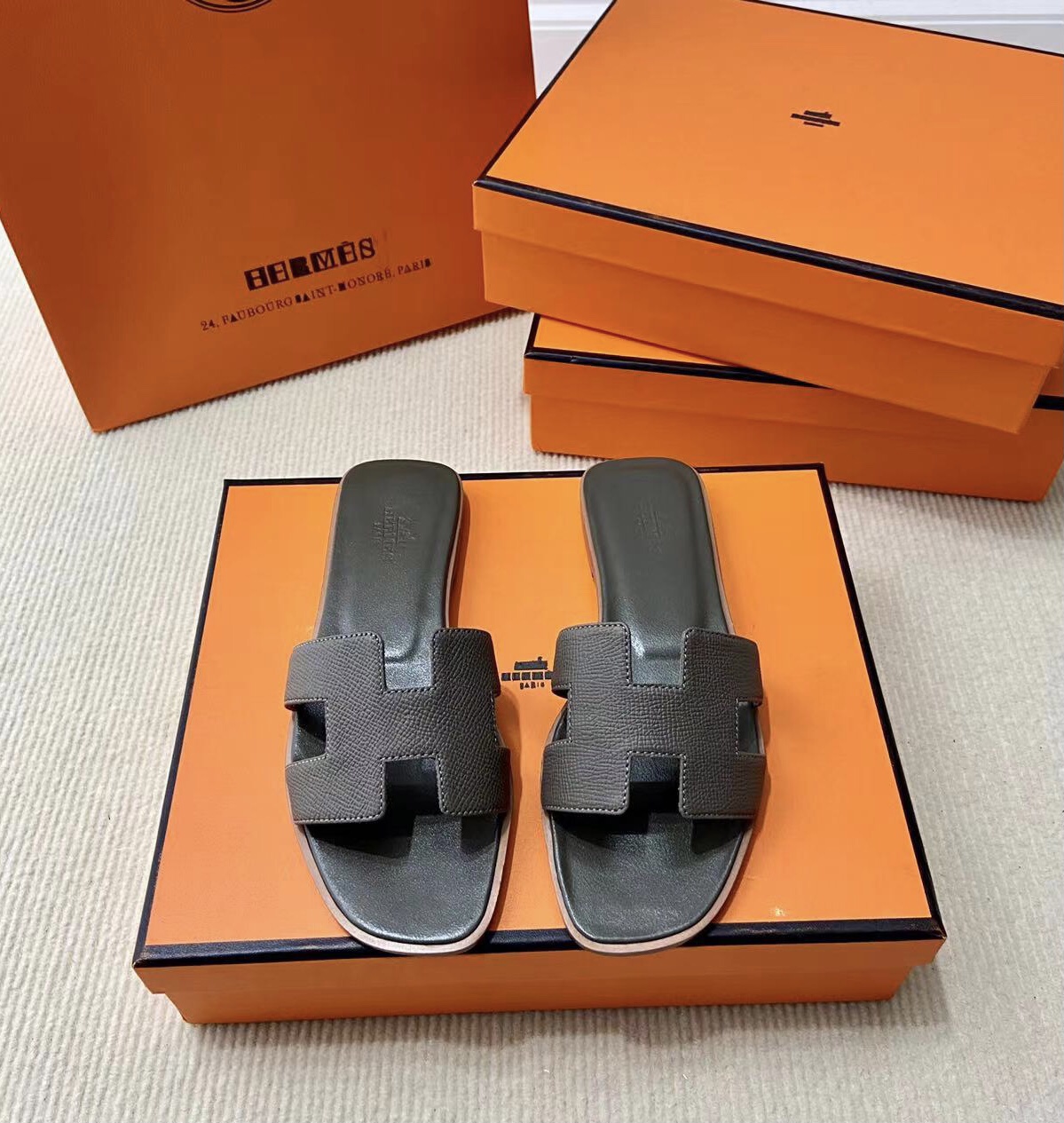 에르메스 올수공 오란 슬리퍼 샌들 앱송 67